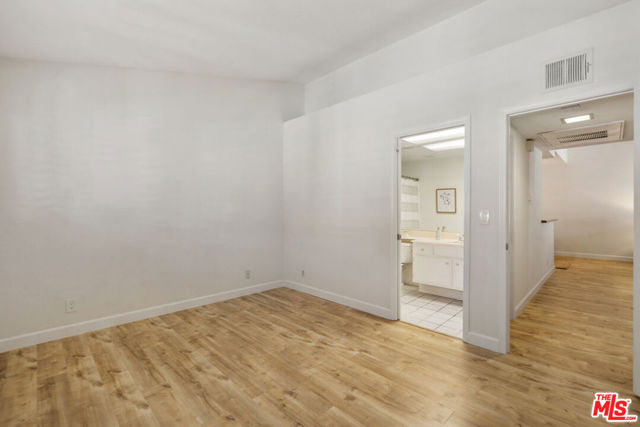 24470 Kathleen Drive, Laguna Niguel CA: https://media.crmls.org/mediaz/ef0a7acf-00e5-4a82-8d66-c5aada2cfd11.jpg