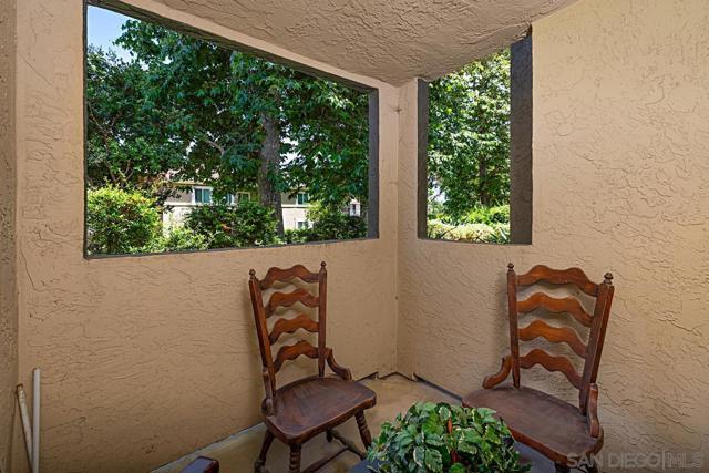 7455 Charmant Dr, San Diego CA: https://media.crmls.org/mediaz/ef0b0229-af85-4cbc-b6b8-1c649126548a.jpg