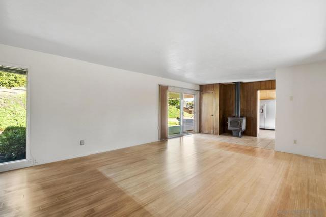 MLS #250041928SD image #5