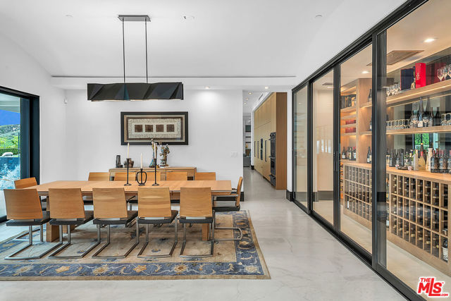 25201 Prado Del Misterio, Calabasas CA: https://media.crmls.org/mediaz/ef0b3763-94d1-444a-81c5-f41139c4fcbf.jpg