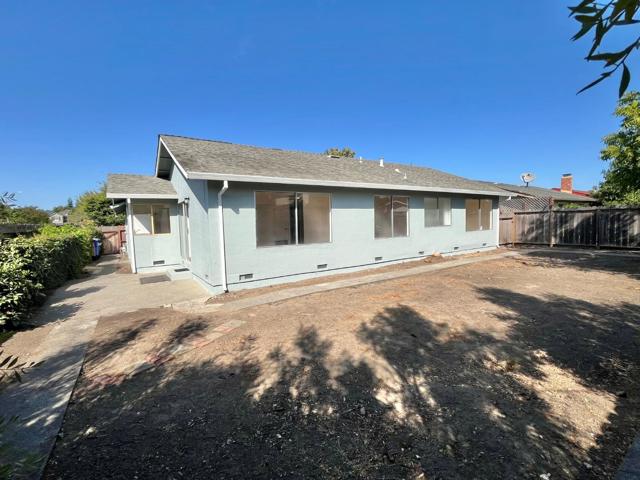4428 Moffitt Drive, Napa CA: https://media.crmls.org/mediaz/ef0b5ca8-b035-4d64-9d81-4a7d9dfc8b45.jpg