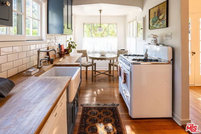 1117 N Avenue 64, Los Angeles CA: https://media.crmls.org/mediaz/ef0bd447-fbf1-492e-8f98-48141272a9d7.jpg