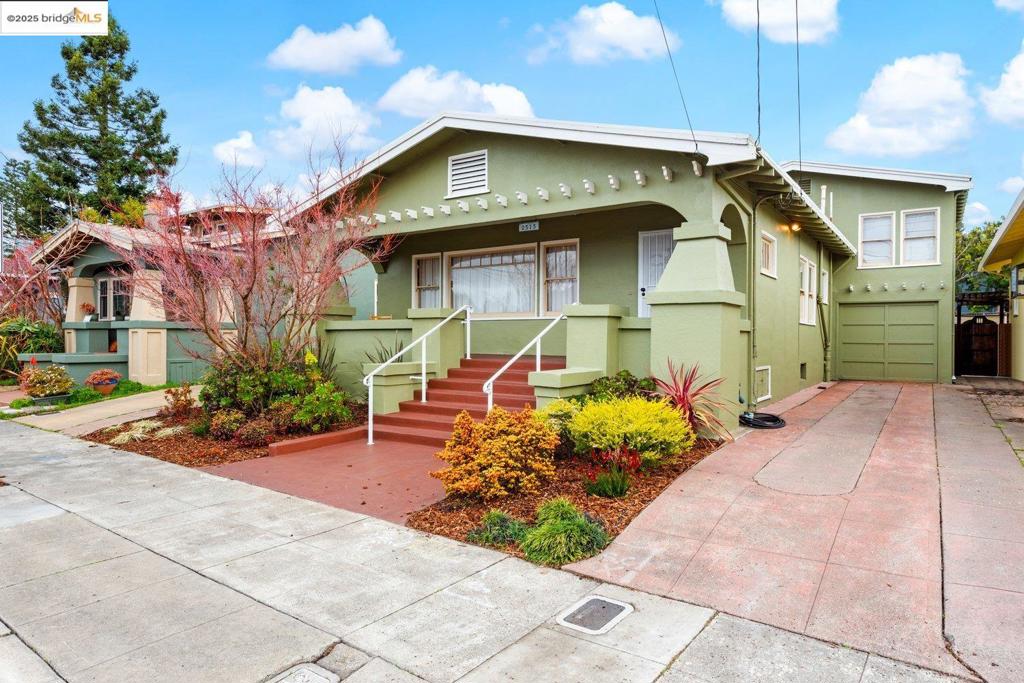 2515 Encinal Ave