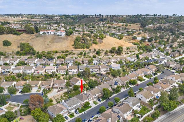 339 La Purisma Way, Oceanside CA: https://media.crmls.org/mediaz/ef0c32b5-2fb4-465d-9537-74b835285674.jpg