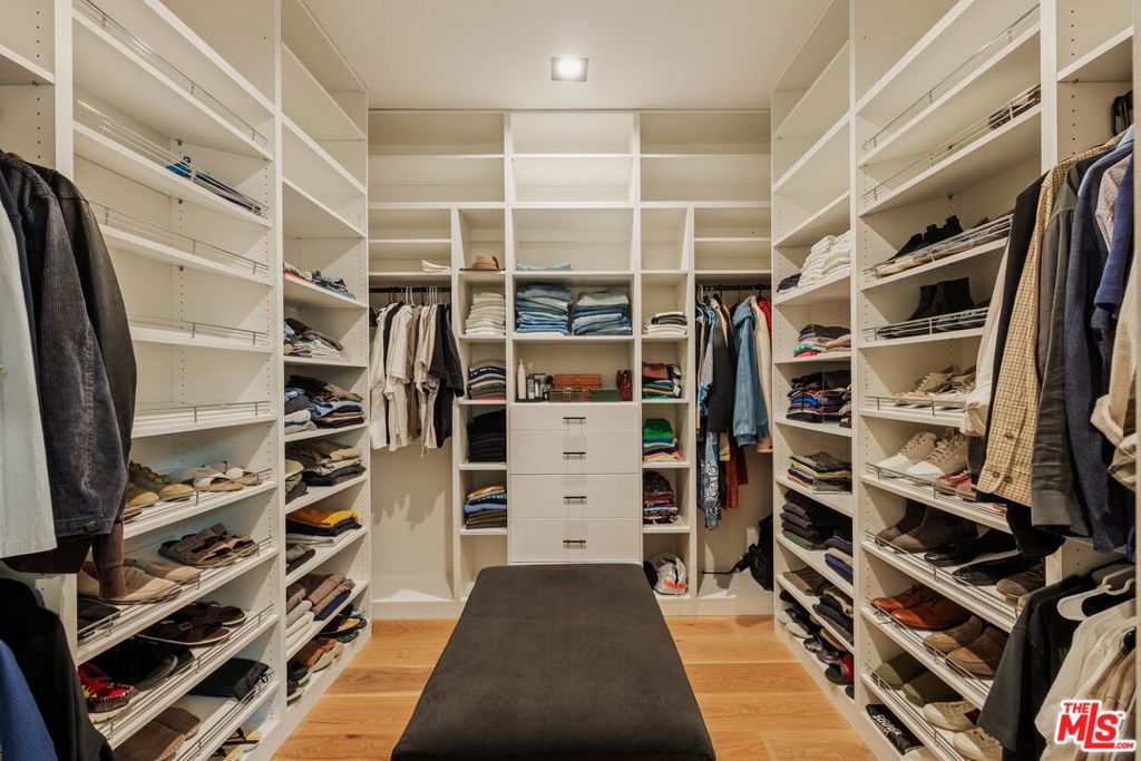 MLS #26936151 image #22