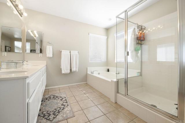 Detail Gallery Image 33 of 41 For 9815 Fox Valley Way, San Diego,  CA 92127 - 4 Beds | 3 Baths