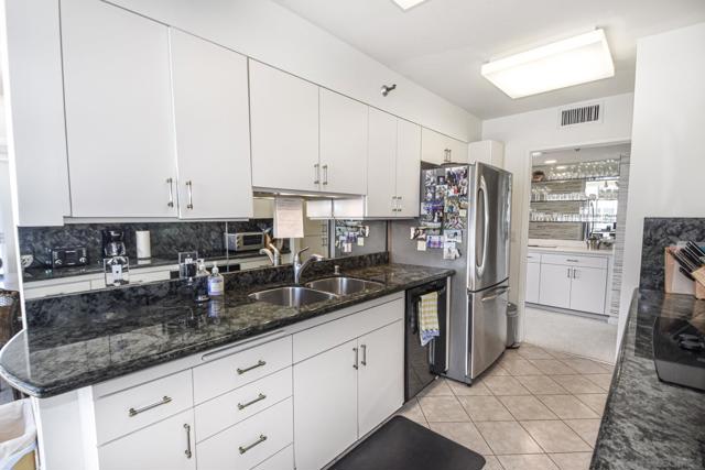 Image 7 of 27 For 1750 Avenida Del Mundo  Unit 804