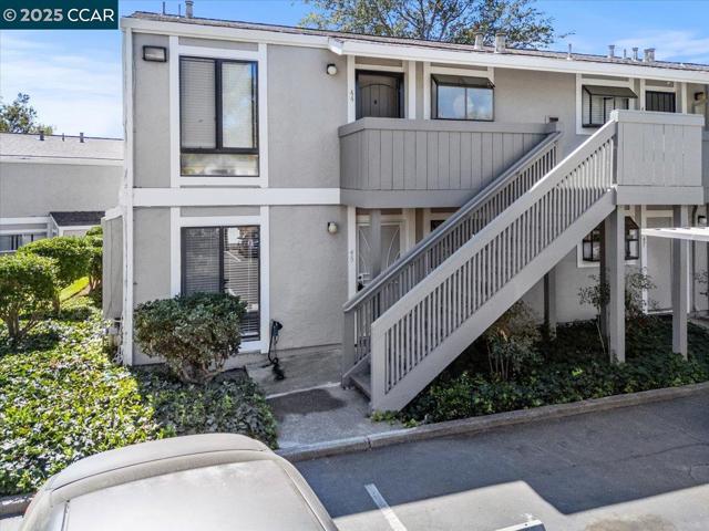 900 Southampton Rd, Benicia CA: https://media.crmls.org/mediaz/ef0e1a5d-2b43-41af-ae5e-859b9644952c.jpg