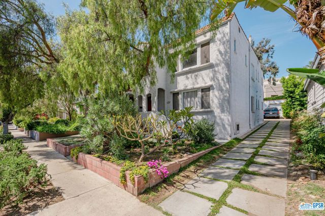 8617 Rugby Dr, West Hollywood, CA 90069