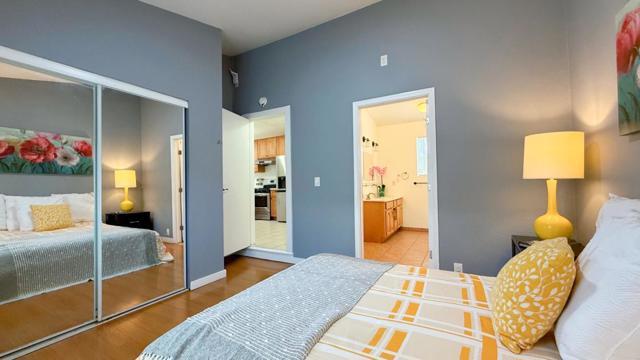 10923 Foothill Boulevard, Oakland CA: https://media.crmls.org/mediaz/ef0ec0f2-9db5-4b7c-a3c1-55dc6f9374c3.jpg