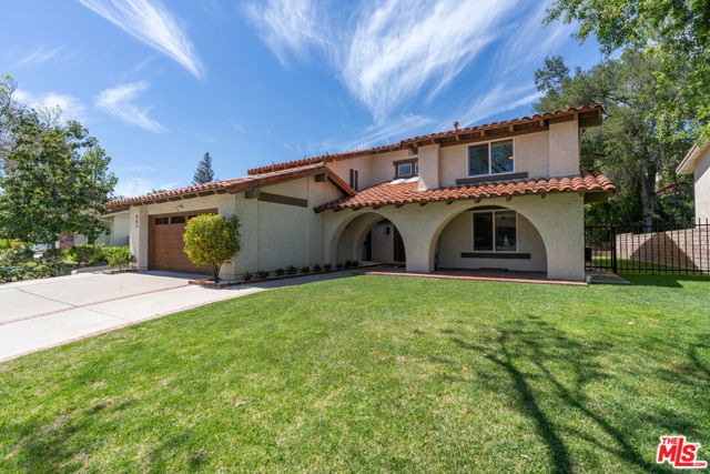 683 Triunfo Canyon Road, Westlake Village CA: https://media.crmls.org/mediaz/ef0ef183-97e9-47fb-b142-4a00725f9f02.jpg