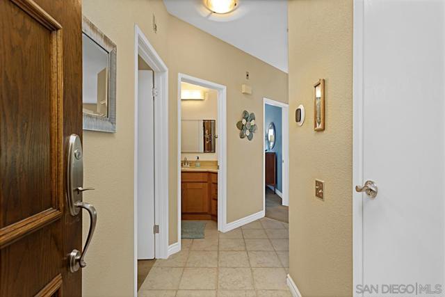 12122 Royal Birkdale Row, San Diego, California 92128, 2 Bedrooms Bedrooms, ,2 BathroomsBathrooms,Condominium,For Sale,Royal Birkdale Row,250020149SD