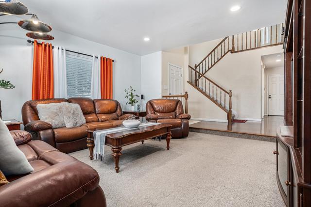 111 Overacker Ter, Fremont CA: https://media.crmls.org/mediaz/ef11dea5-2ebc-4a4a-ac55-dfa283e8b371.jpg