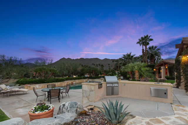 49260 Jfk Trail, Palm Desert CA: https://media.crmls.org/mediaz/ef14b393-076c-4006-ade0-fc711523ea90.jpg