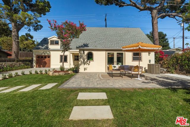 3945 Franklin Street photo 3