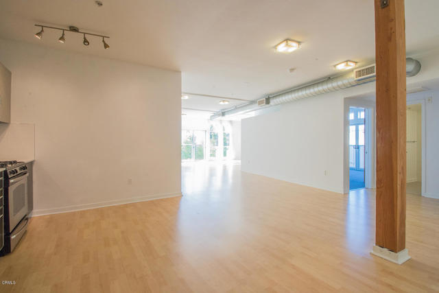 Detail Gallery Image 17 of 29 For 4215 Glencoe Ave #221,  Marina Del Rey,  CA 90292 - 2 Beds | 3 Baths