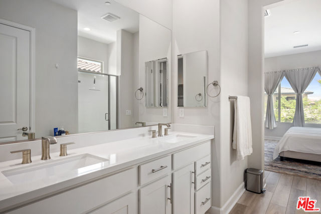 10 Semillion, Rancho Mirage CA: https://media.crmls.org/mediaz/ef15cce9-4767-46e4-b45d-ec0f1a002b50.jpg