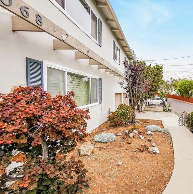 1068 Central Boulevard, Hayward CA: https://media.crmls.org/mediaz/ef165e24-3d98-4e3f-8492-456bb01d3922.jpg