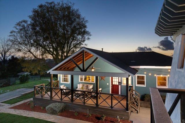 1420 Idaho Ave, Escondido CA: https://media.crmls.org/mediaz/ef1680cd-1e0b-491d-a5e2-1b2a01177b34.jpg