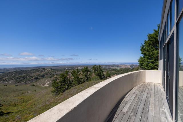 10450 Saddle Road, Monterey CA: https://media.crmls.org/mediaz/ef170697-260e-4d2f-bbeb-d134109f1034.jpg