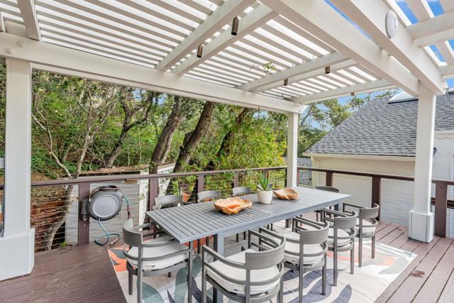 1021 Merner Road, Hillsborough CA: https://media.crmls.org/mediaz/ef17d091-691b-499e-9126-b2ca9dfc40ff.jpg