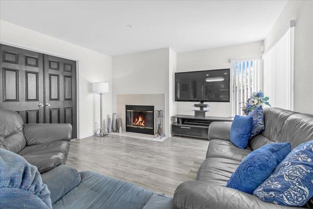 1851 Burgundy Circle, Gonzales CA: https://media.crmls.org/mediaz/ef17d8c1-e4a3-4ee4-a293-795c2c9bfea8.jpg