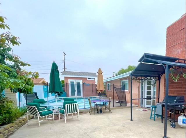 Detail Gallery Image 4 of 19 For 4911 Mount Ararat Dr, San Diego,  CA 92111 - 4 Beds | 2/1 Baths