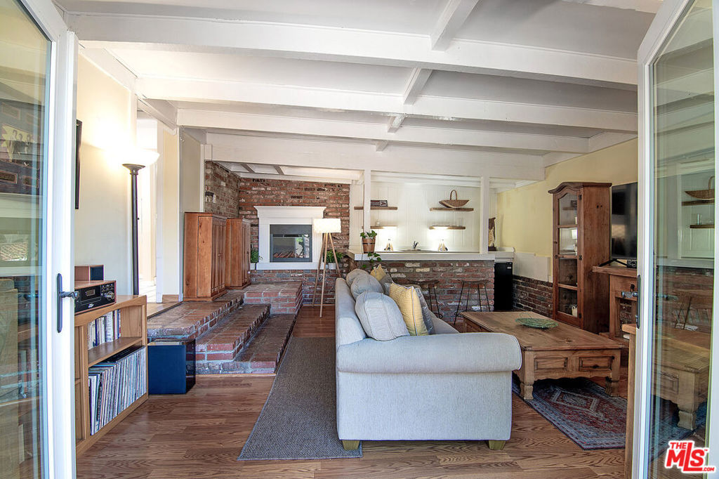 MLS #26865645 image #11