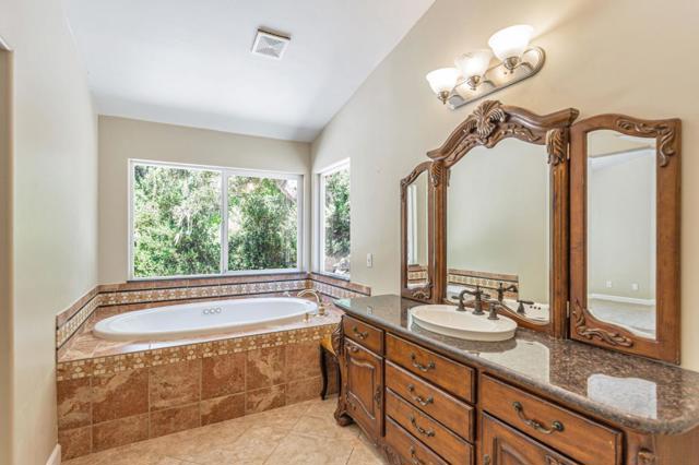 60 Toyon Way, Carmel Valley CA: https://media.crmls.org/mediaz/ef1b2293-5792-4b89-b207-07ac312f0e77.jpg