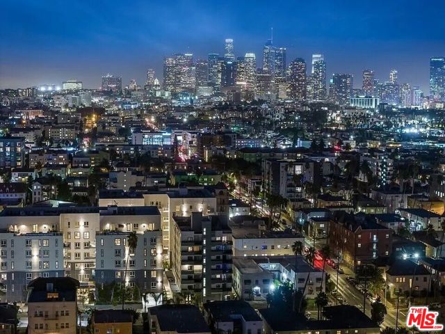 846 S Mariposa Avenue, Los Angeles CA: https://media.crmls.org/mediaz/ef1d58a3-9bc4-4a64-8425-097a16f6f431.jpg