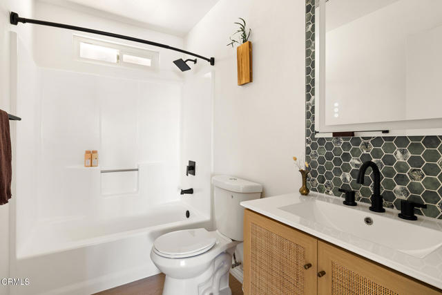 60815 Natoma Trail, Joshua Tree CA: https://media.crmls.org/mediaz/ef1de678-0456-4f7d-ab2c-82bee0df904f.jpg