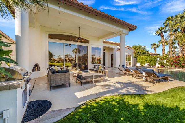 49606 Montana Way, La Quinta CA: https://media.crmls.org/mediaz/ef1deaa1-c601-4fc7-baf9-b737ee242188.jpg