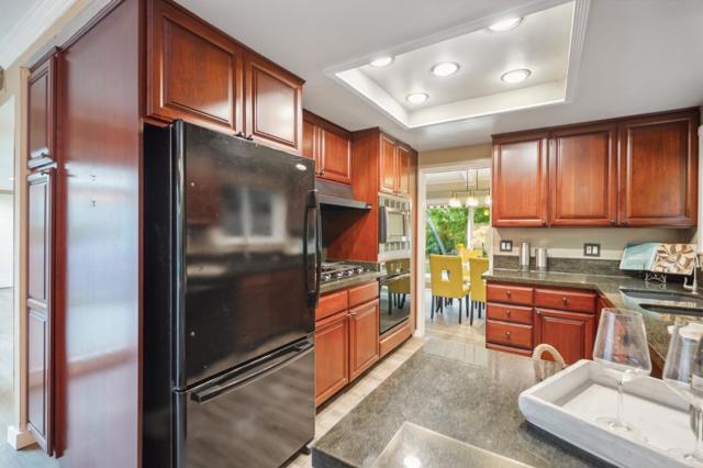 637 Nashua Court, Sunnyvale CA: https://media.crmls.org/mediaz/ef1df084-0f9e-47f2-8f6d-7359b99dacc3.jpg