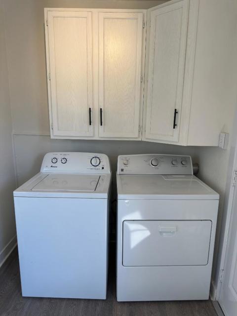 3050 22nd Avenue, Oakland CA: https://media.crmls.org/mediaz/ef1e6a5f-a0e4-477f-b587-0ce30d8a959a.jpg