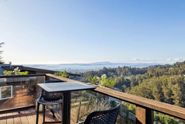 58 Villanova Drive, Oakland CA: https://media.crmls.org/mediaz/ef1ec2a9-6c8c-4d73-8352-30c3fc4096b9.jpg