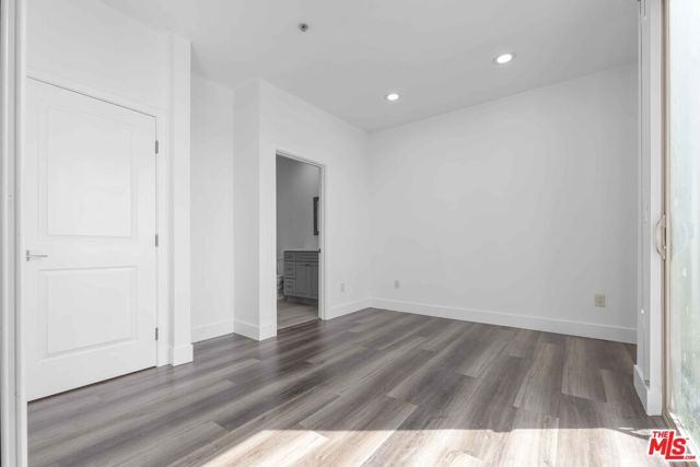 6006 Klump Avenue, 1 photo 20