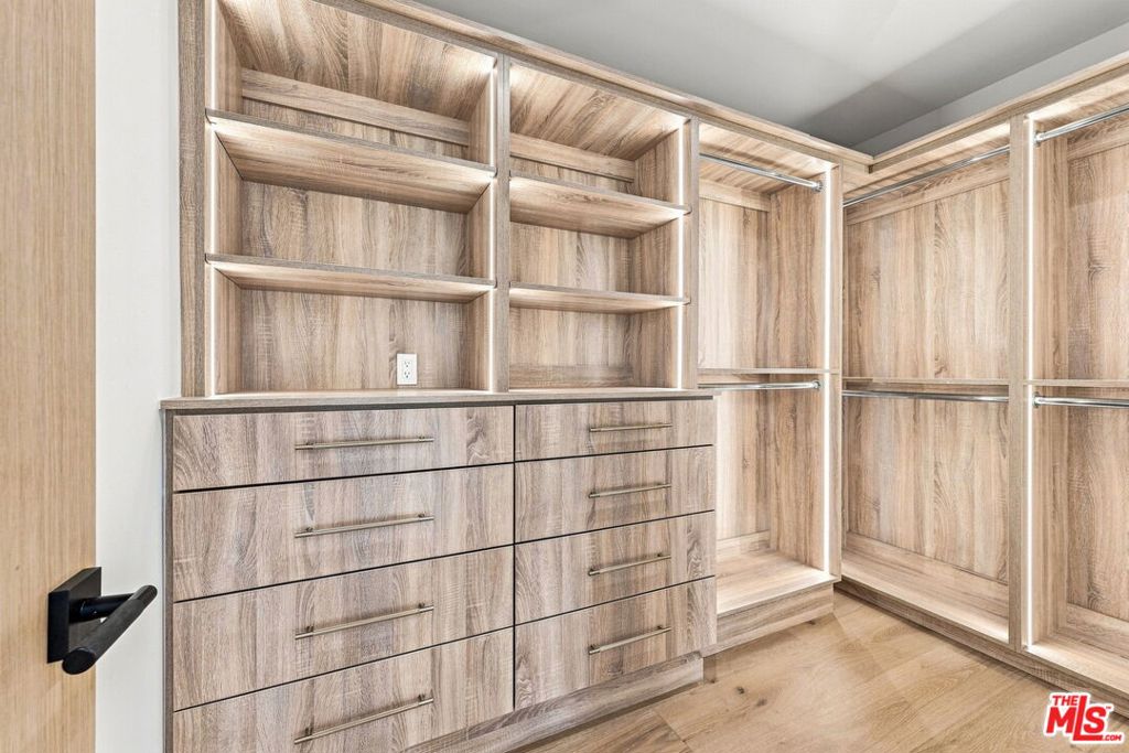 MLS #26988463 image #18