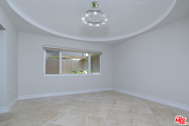 23637 Park Belmonte, Calabasas CA: https://media.crmls.org/mediaz/ef207651-052f-4fce-ae59-29b201ab8bd4.jpg