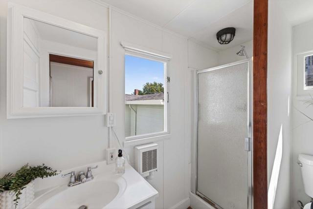 222 2nd Avenue, Santa Cruz CA: https://media.crmls.org/mediaz/ef20791a-f6ae-462d-b264-9763250b03f7.jpg