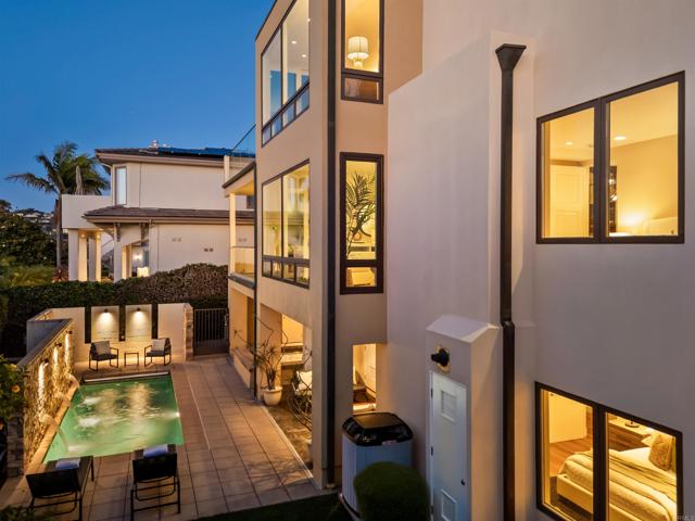 1876 Little Street, La Jolla CA: https://media.crmls.org/mediaz/ef2089a9-d6a2-4dd8-ad7a-2dfcfc4b4228.jpg