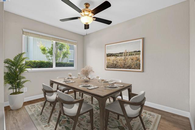 394 Caliente Dr, San Leandro CA: https://media.crmls.org/mediaz/ef21f2ce-7dc2-43a9-a70a-2f2b732b8267.jpg