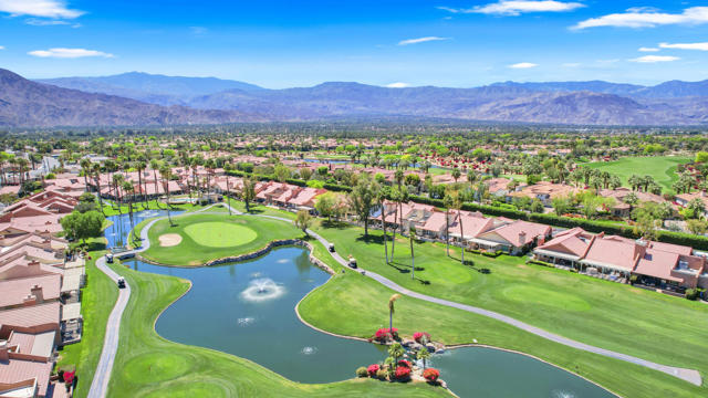 42285 Sultan Avenue, Palm Desert CA: https://media.crmls.org/mediaz/ef22983c-a153-46fb-898d-6d126c244bde.jpg