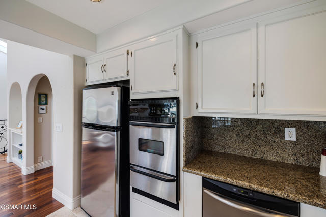 108 Pasadena Avenue, Oxnard CA: https://media.crmls.org/mediaz/ef23c4ca-b94f-4ed8-b181-4c0fda109146.jpg