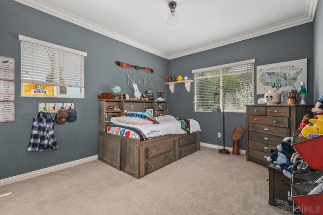 1712 Horizon Heights Cir, El Cajon CA: https://media.crmls.org/mediaz/ef24dfca-478a-4fd2-92c1-4c54371dd3f7.jpg