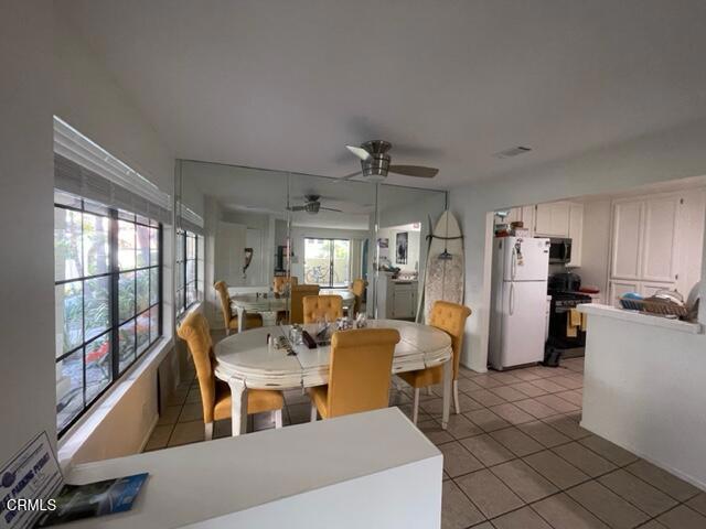 Detail Gallery Image 4 of 26 For 4455 Antigua Way, Oxnard,  CA 93035 - 2 Beds | 2 Baths