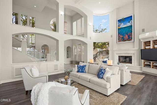 3097 Bayshore Avenue, Ventura CA: https://media.crmls.org/mediaz/ef2583a1-0e63-4b80-8587-3c819475bfc8.jpg