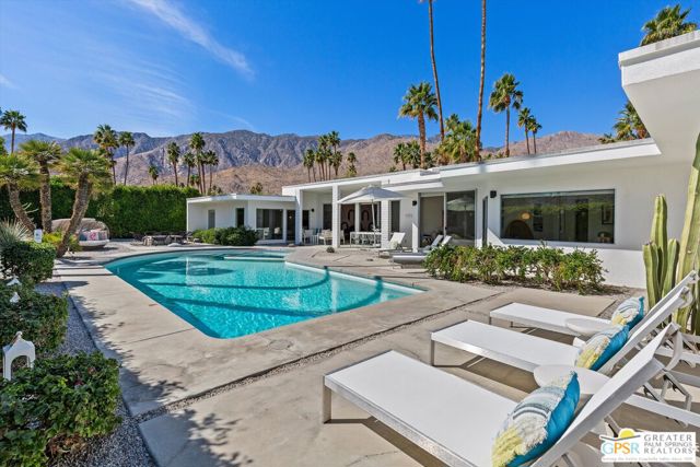 2280 S Camino Real, Palm Springs, CA 92264