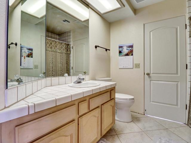 64122 Doral Drive, Desert Hot Springs CA: https://media.crmls.org/mediaz/ef265659-3ef2-48cb-b717-b48cbbe1e6f3.jpg