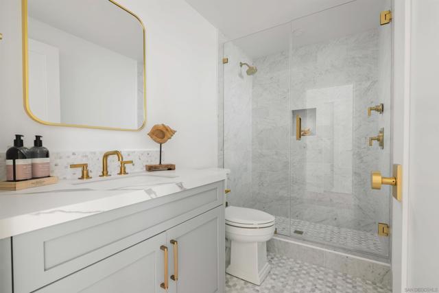 718 Nantasket Ct, San Diego CA: https://media.crmls.org/mediaz/ef277b73-0ba3-467e-ac0b-ef664257824d.jpg