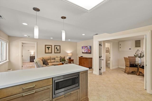 16541 Cypress Way, Los Gatos CA: https://media.crmls.org/mediaz/ef2849dd-1383-4a81-aff4-ad78ec5ad2e7.jpg